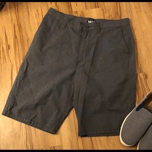 VANS Original Off The Wall shorts size 30 gray